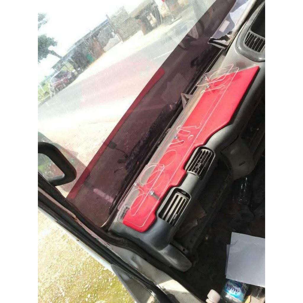 minibar dasbor variasi truk isuzu elf