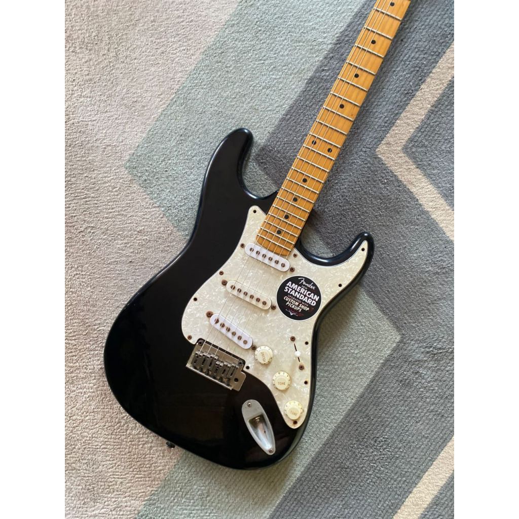 Gitar Fender Stratocaster black second