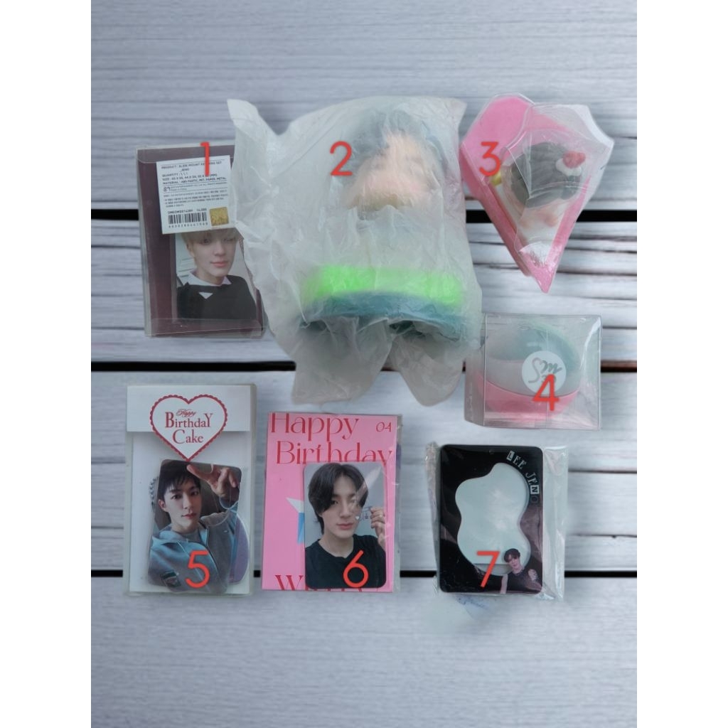 MD JENO Ccomaz Figure Tumbrl Valentine Cake Birthday Card Birthday Keyring Cahol Smtown Capsule Nct 