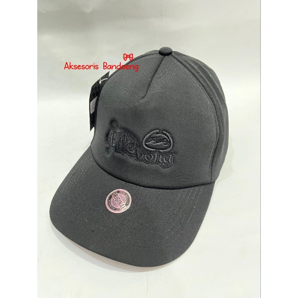 topi laki laki dewasa