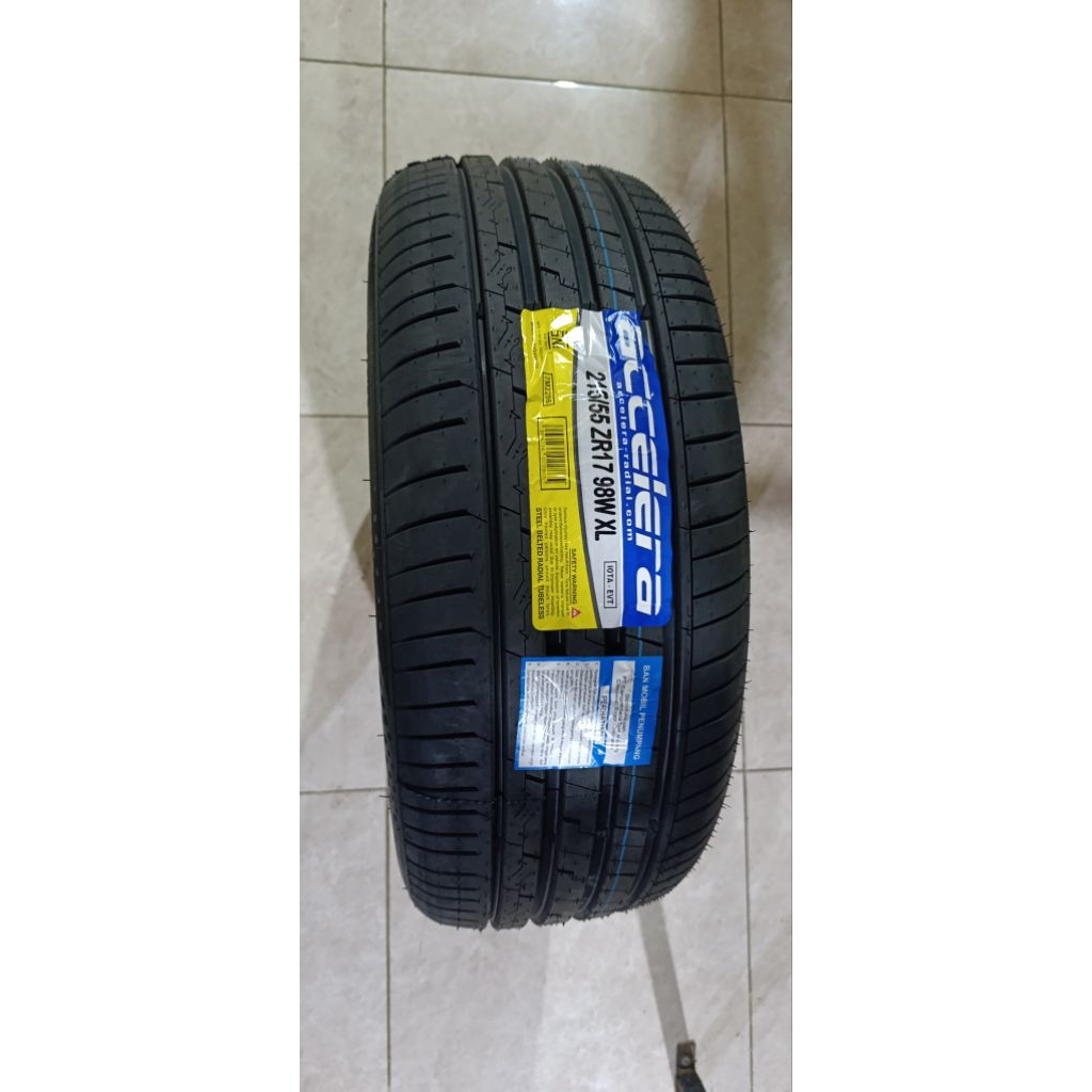 Ban accelera Ring 17 215/55