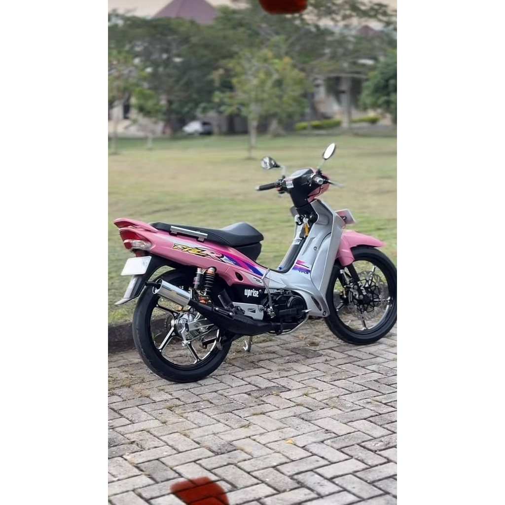 STRIPING FIZR LE PINK SILVER STIKER FIZR LIMITED EDITION