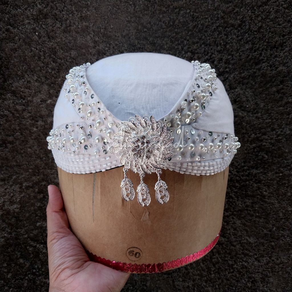 (PRE ORDER) Blangkon Pengantin Sunda / Blangkon ala Rezky Aditya / Blangkon Sunda