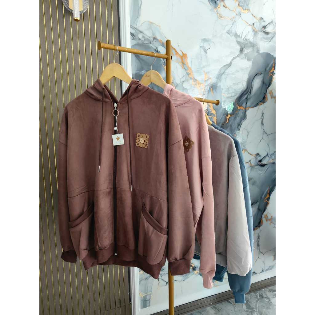 Jaket Hoodie Wanita Bahan Suede Premium – Hoodie Zipper Lembut & Elegan