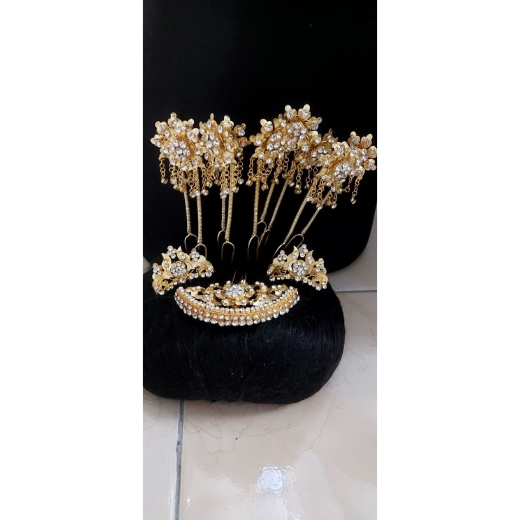 Set Solo Mentul Mawar