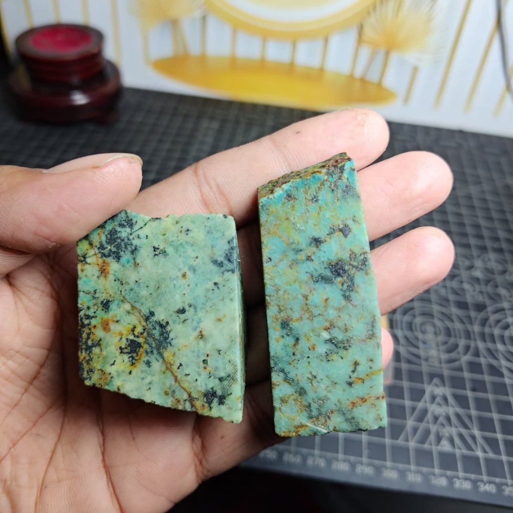 Natural Batu Africa Turquoise Rough / Raw (1)
