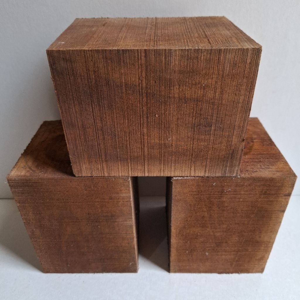 Balok Kayu Mahoni Kering TERMURAH