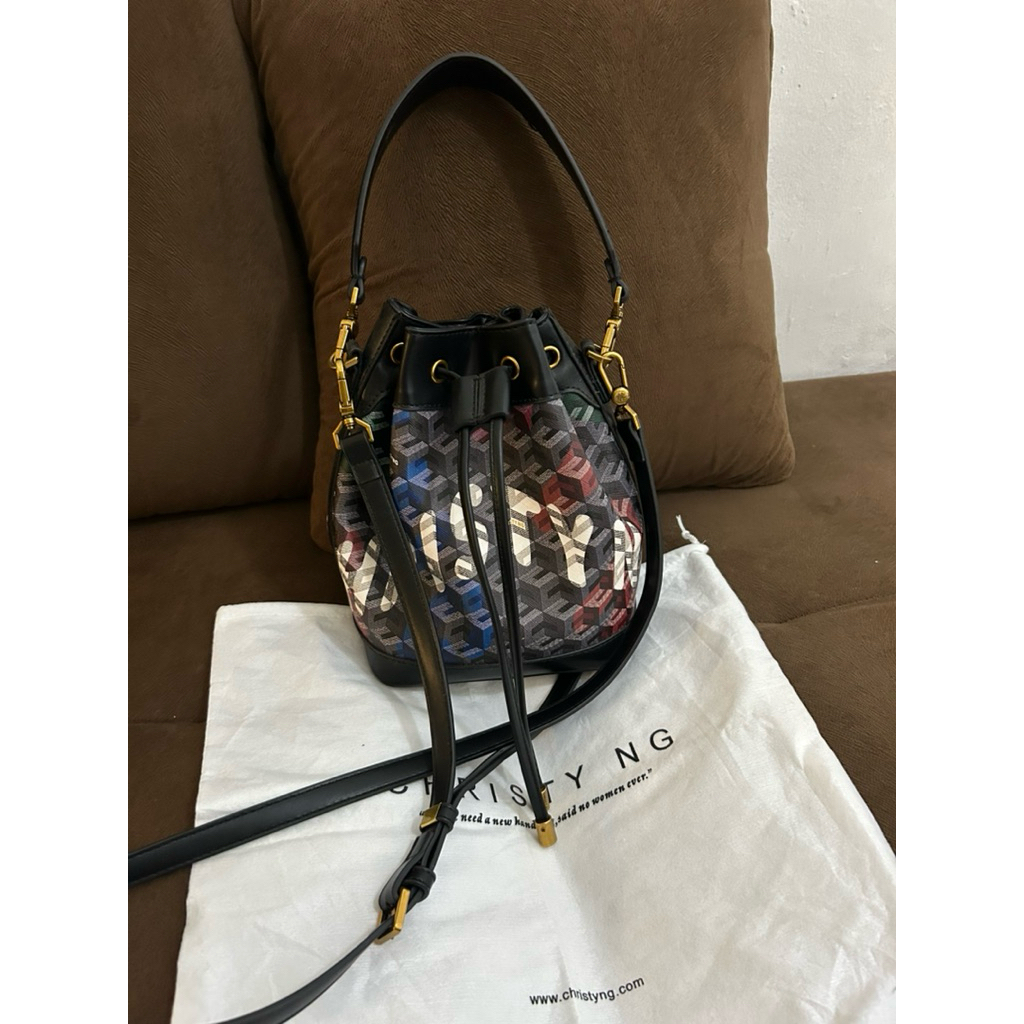 Preloved Tas Bucket Cristy NG Original