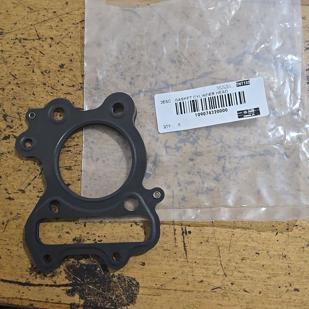 Paking Atas Benelli TNT 135 Original