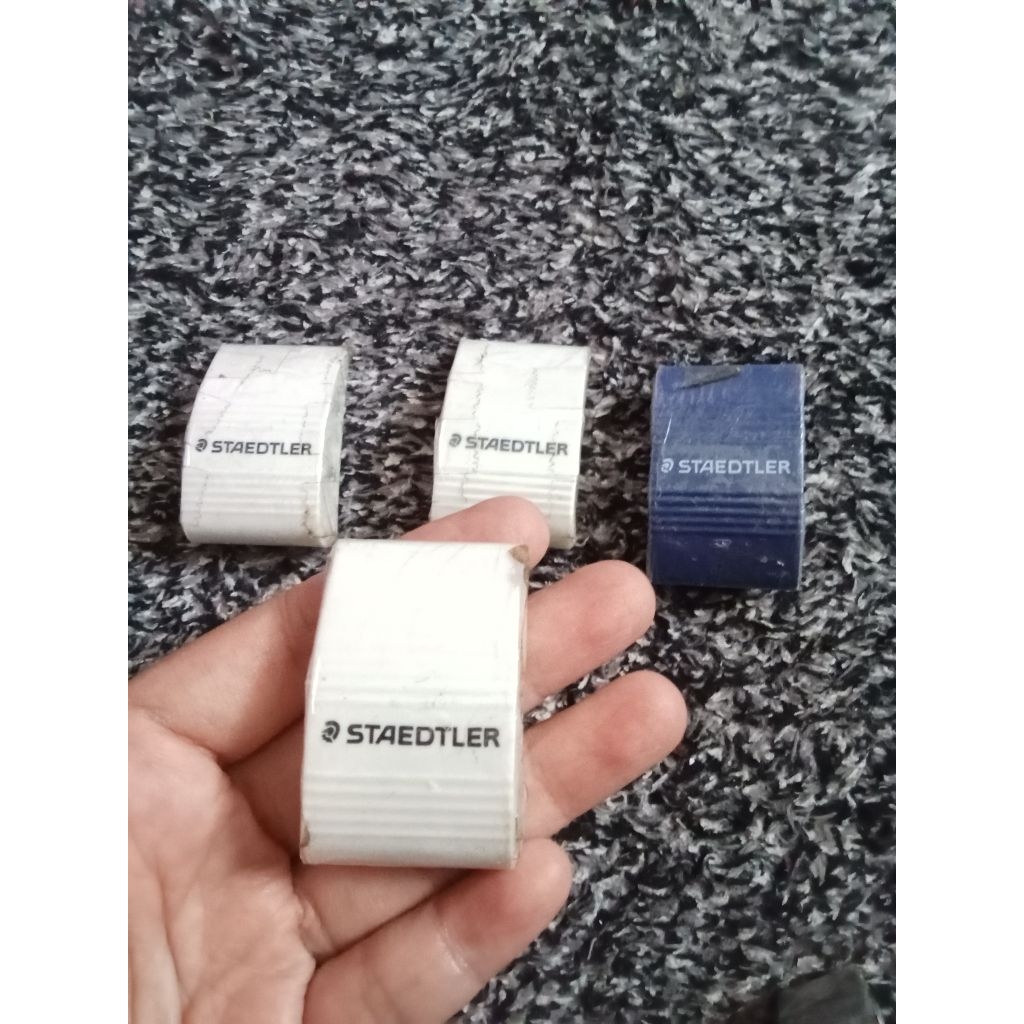 penghapus staedtler