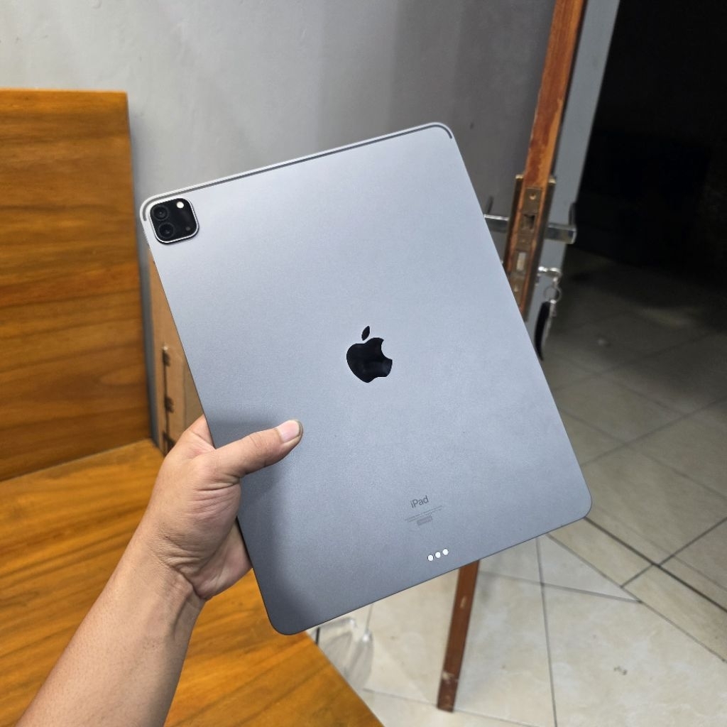 iPad pro M1 Gen 5 iBox 512gb ukuran 12,9 inch