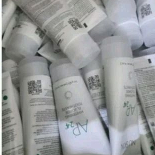 ap.24 whitening fluoride toothpaste odol