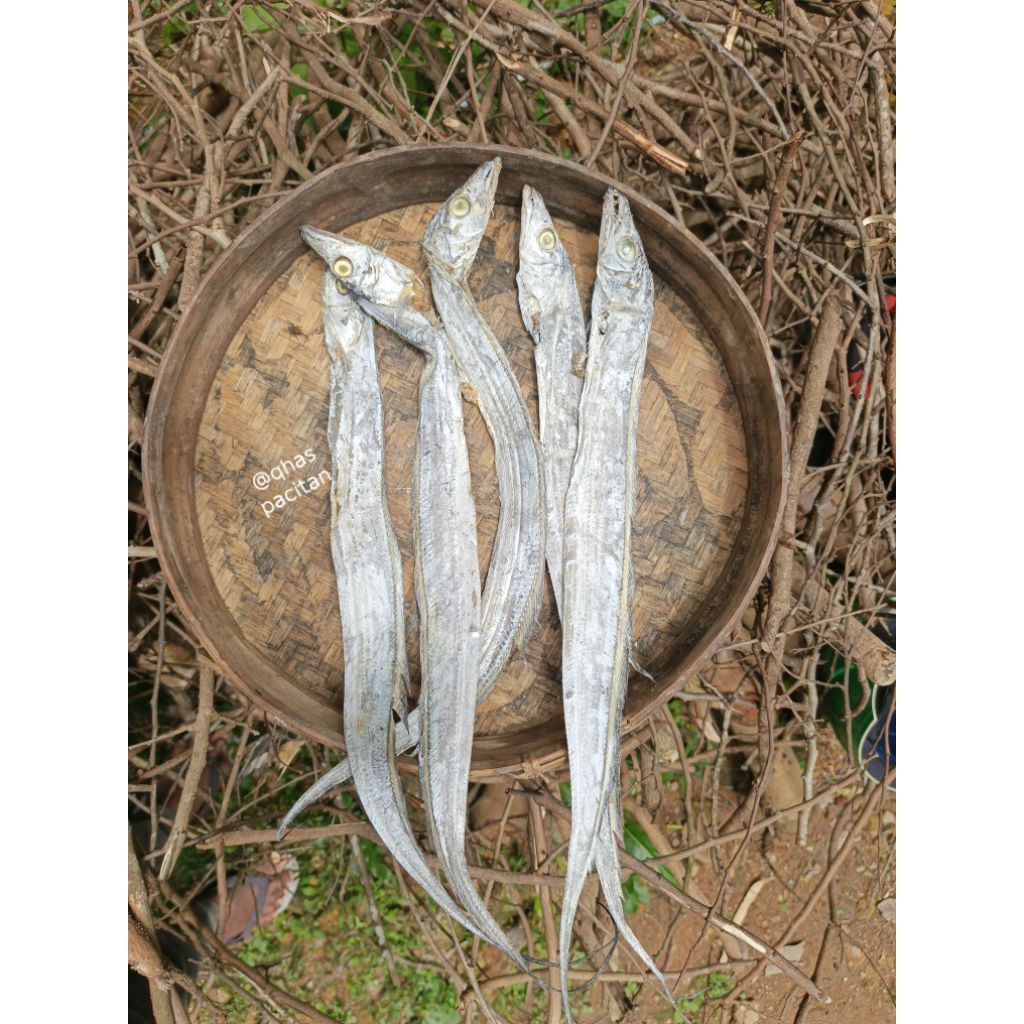 Ikan Asin Layur Pacitan - Iwak Asin Layur - ikan layur kering ¼ kg.