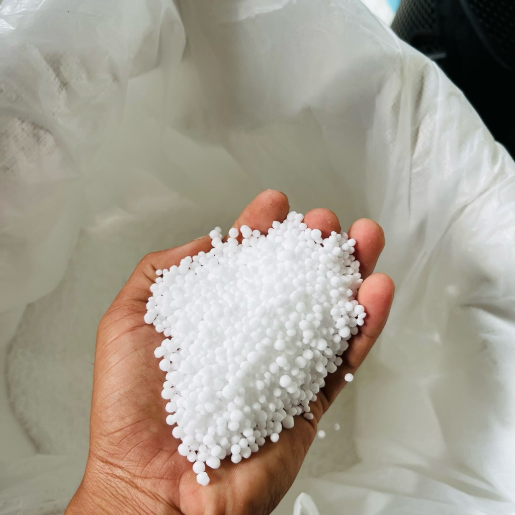 Nitrea Pupuk Urea / Pupuk Urea Granul Kemasan repack 1kg