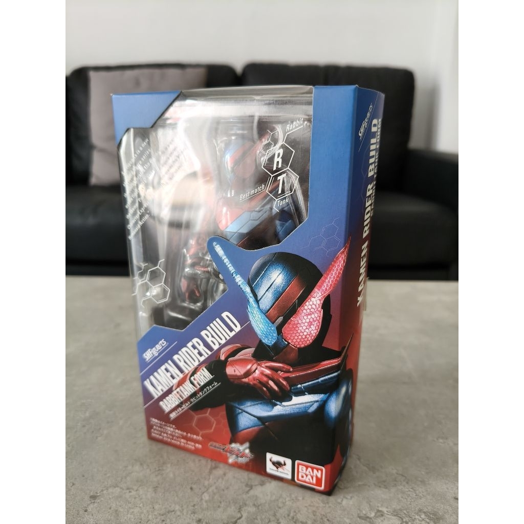 SHF Kamen Rider Build Rabbit Tank Original Bandai