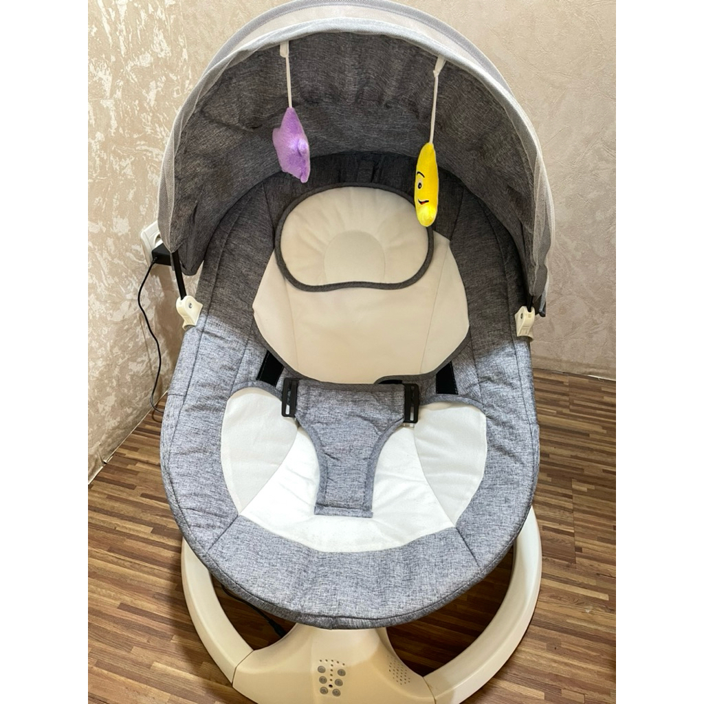 (Preloved) Ayunan Bayi Otomatis Elektrik - Remote Control, Bluetooth, Layar LED