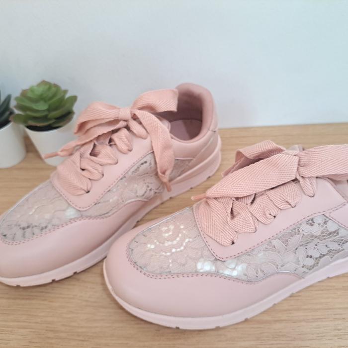 Ittaherl Rien Sneakers Aprikot size 38  - BARU
