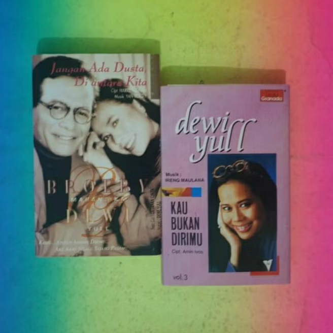 kaset DEWI YULL & BROERY MARANTIKA sepaket MULUS murah BAGUS