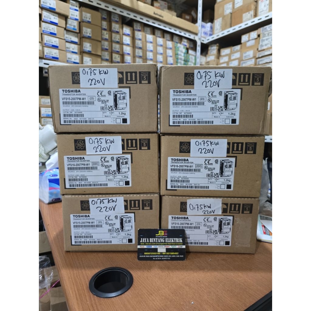 VFS15-2007PM-W1 INVERTER TOSHIBA 0.75KW 220V ORIGINAL
