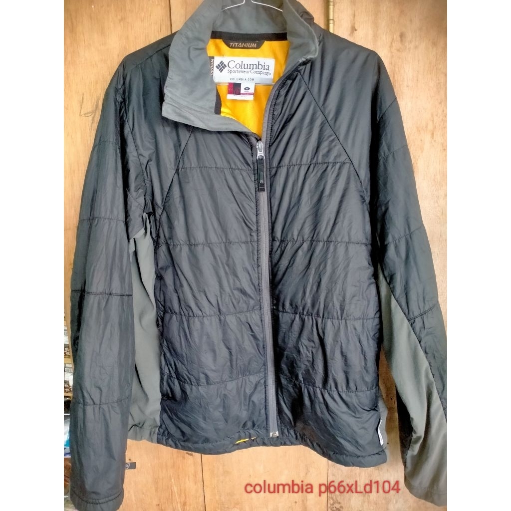 columbia titanium original 100% (preloved)