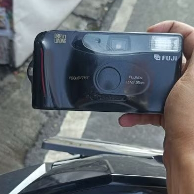 Kamera Fuji Film Analog Lawas