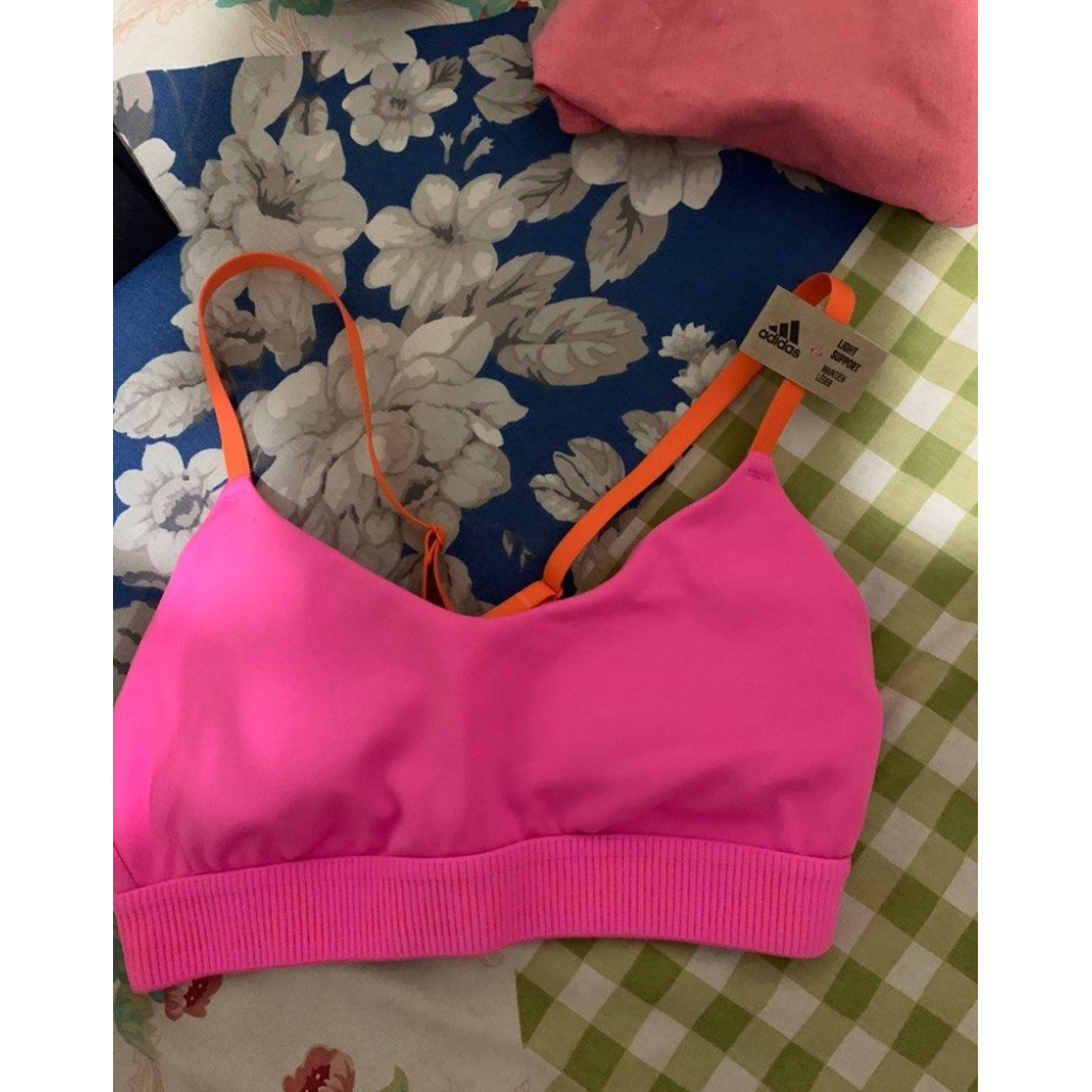 sport bra pink