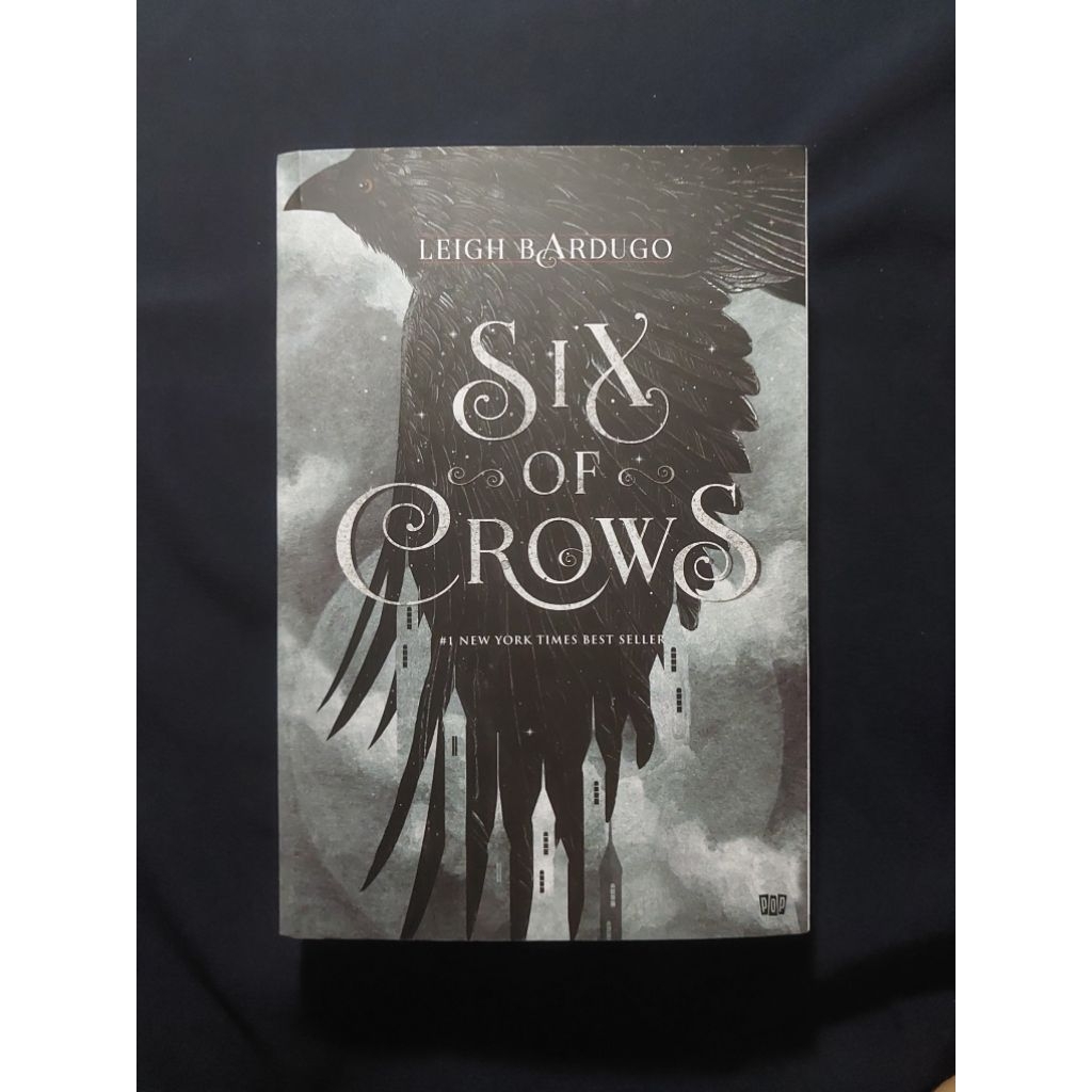 Novel "Six of Crows - Leigh Bardugo" (Preloved)