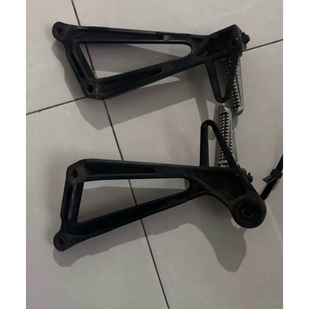 footstep r25 copotan