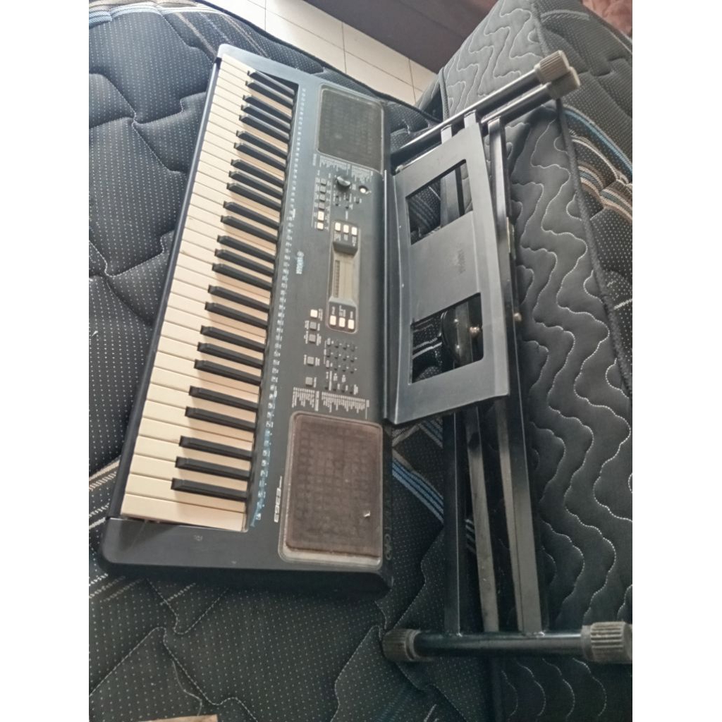 Keyboard Yamaha PSR e363 ( SECOND )