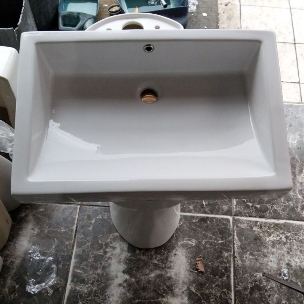 wastafel Toto LW646J semi recessed lavatory