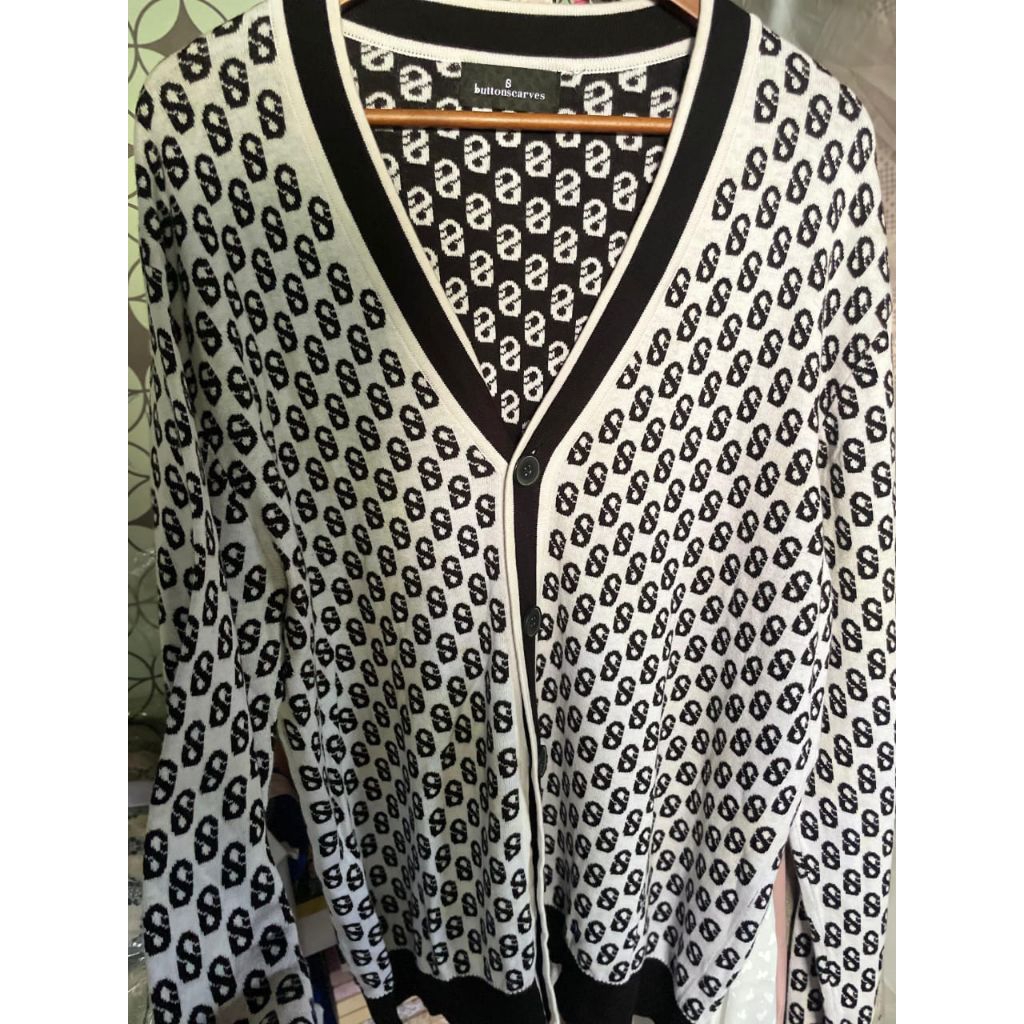 Cardigan Buttonscarves