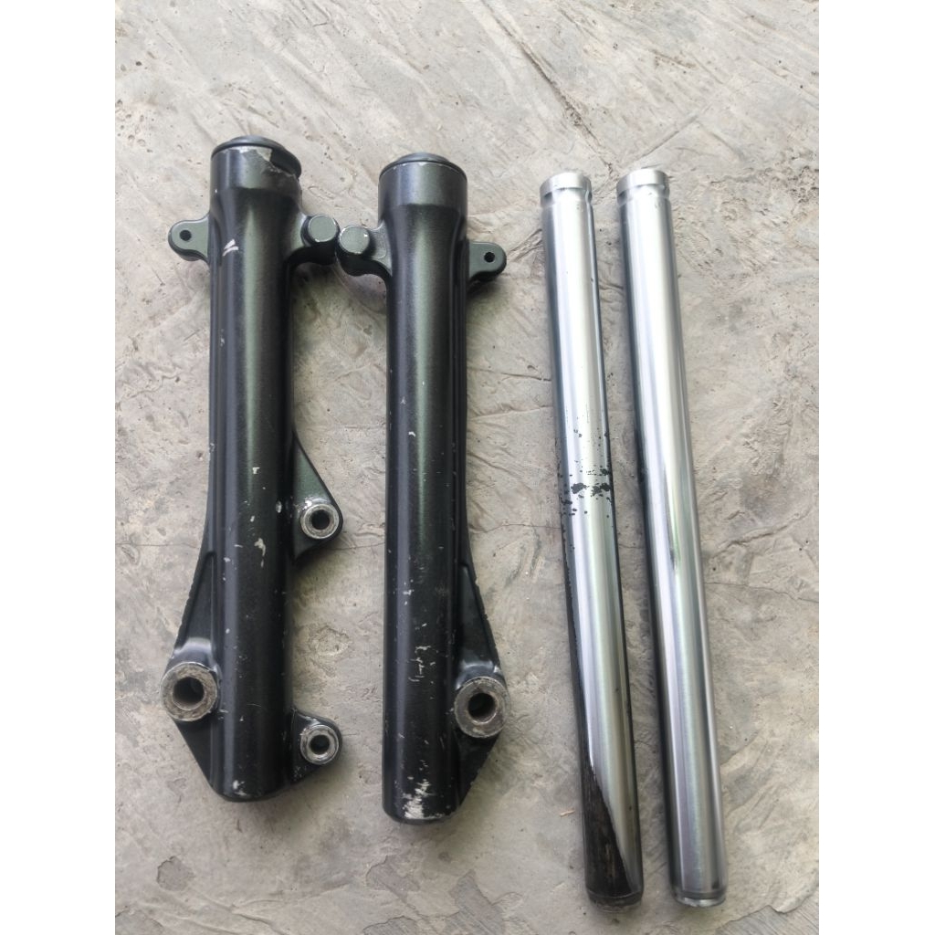 shok depan beat karbu (kvy) minus