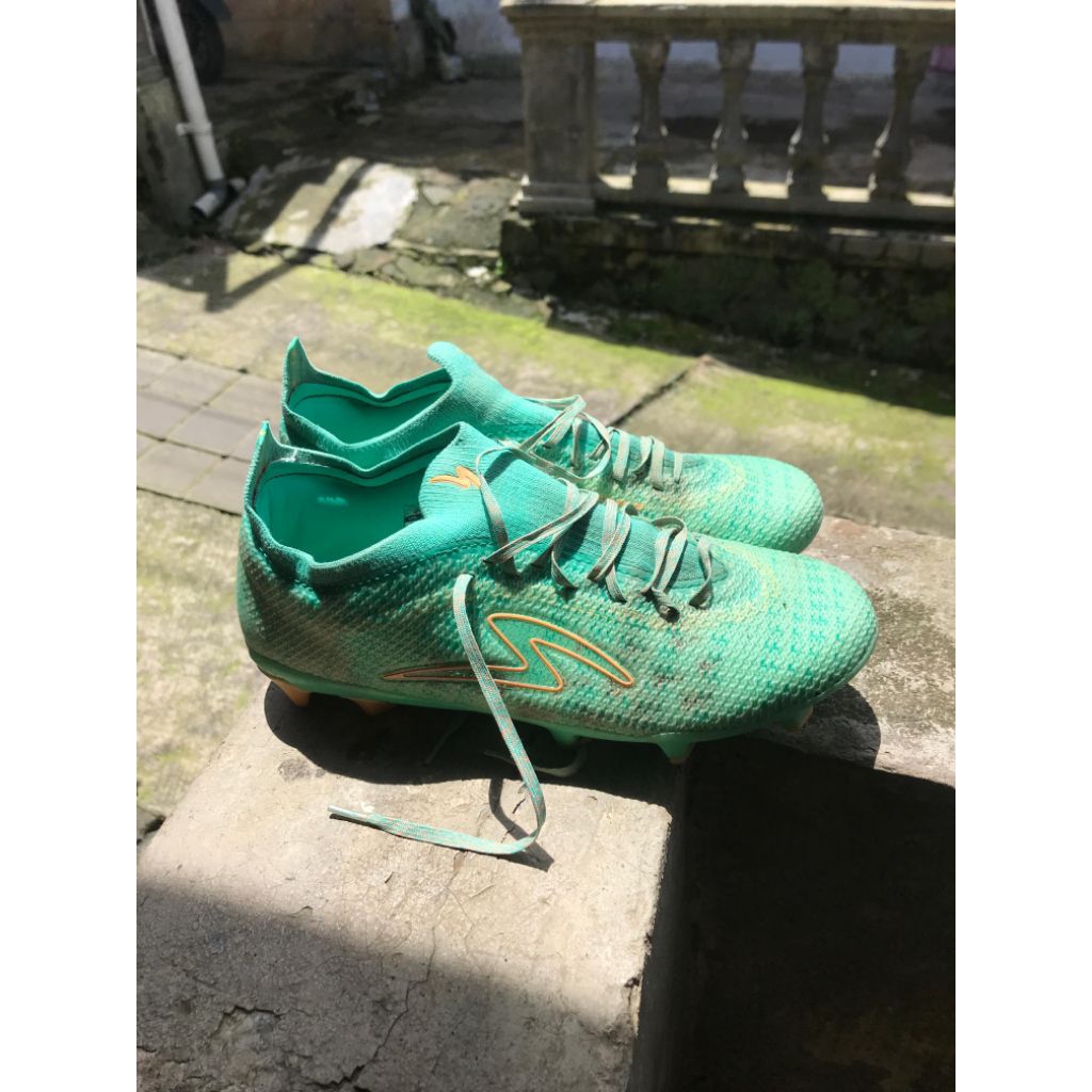 SPECS ACCELERATOR ALPHAFORM ELITE FG