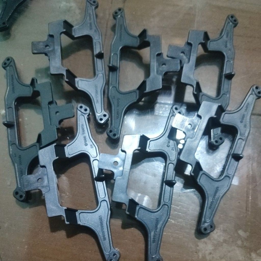 Akar SFM original copotan chasis karbon