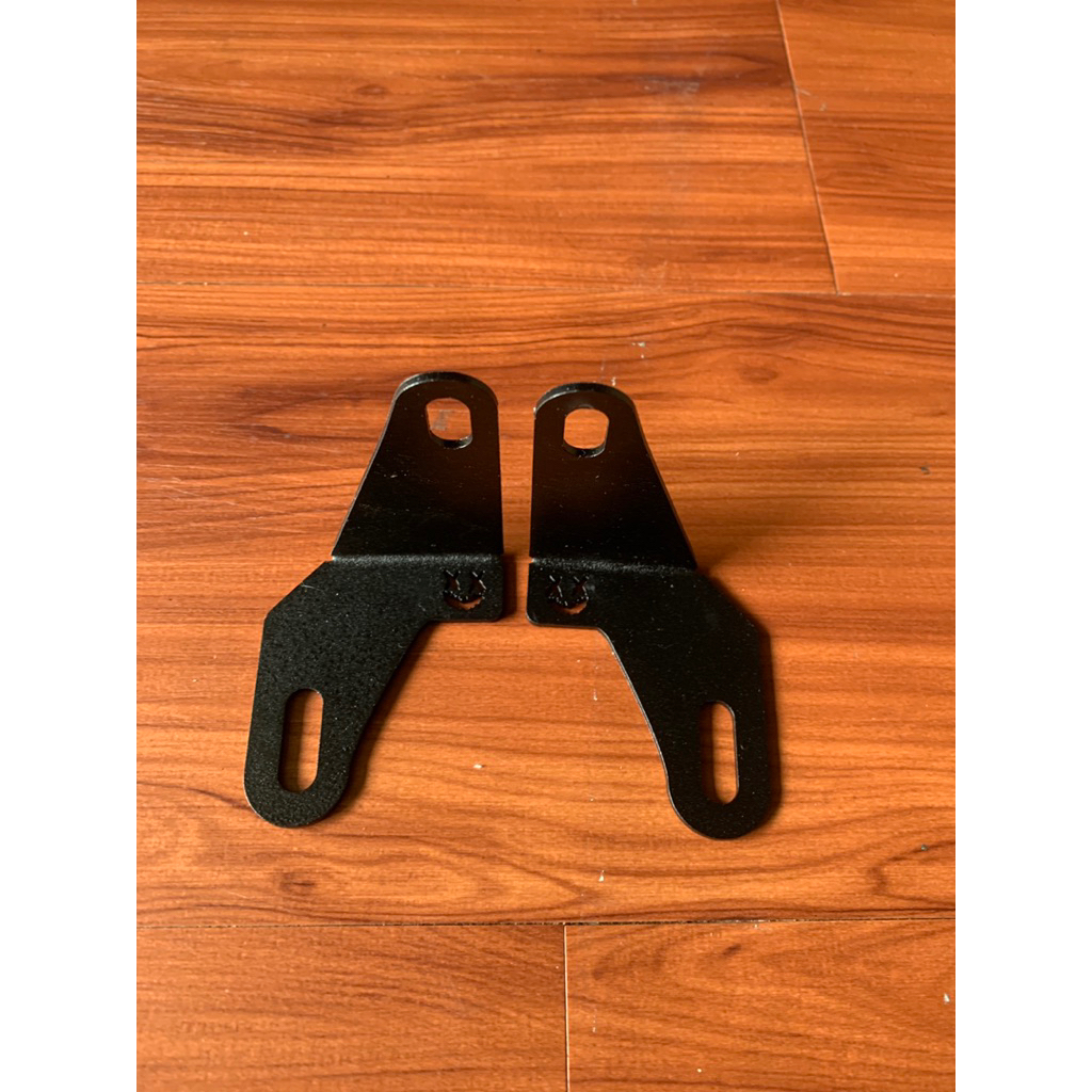 BRAKET LAMPU TEMBAK MOTOR - POWDER COATING