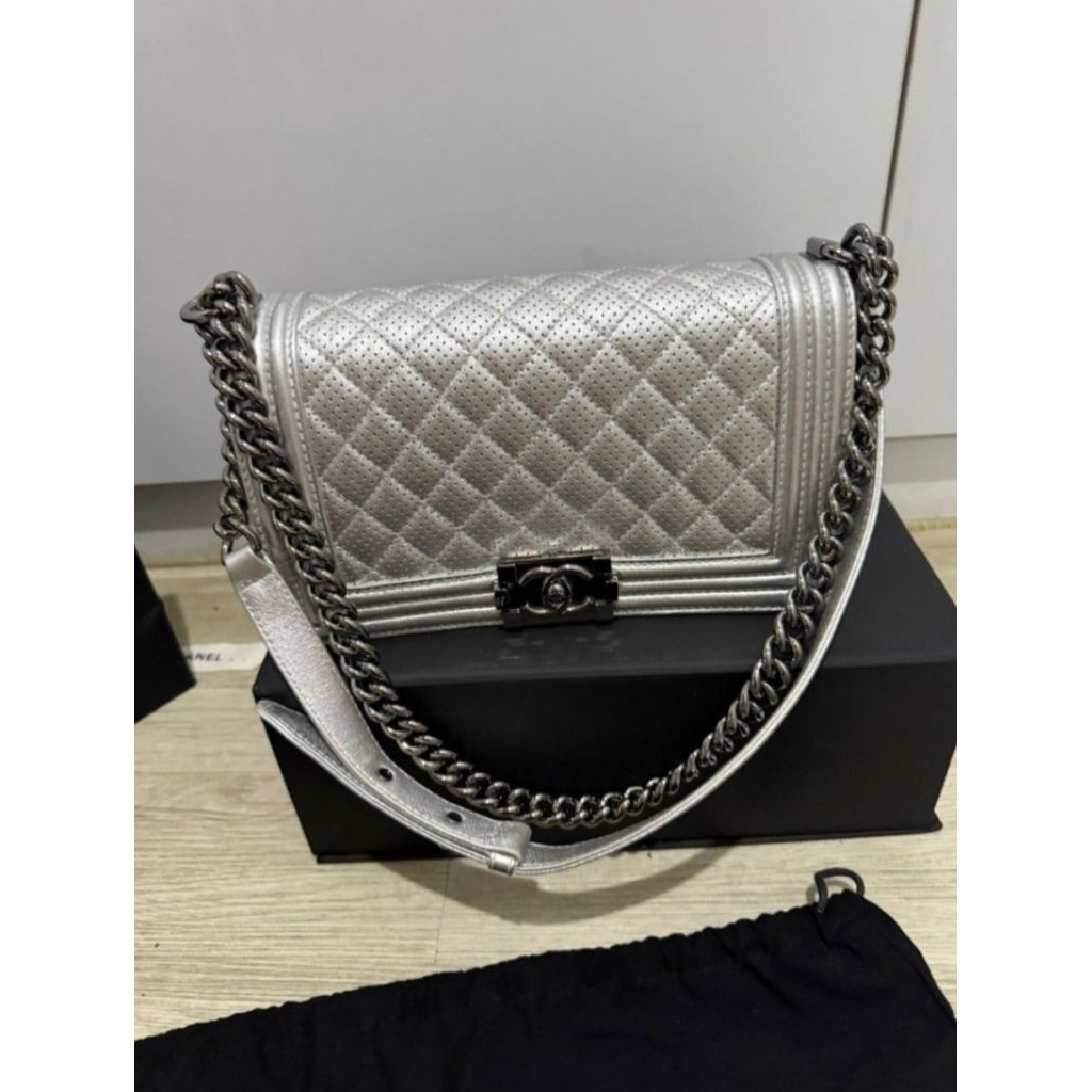 Chanel boy silver hardware medium #19