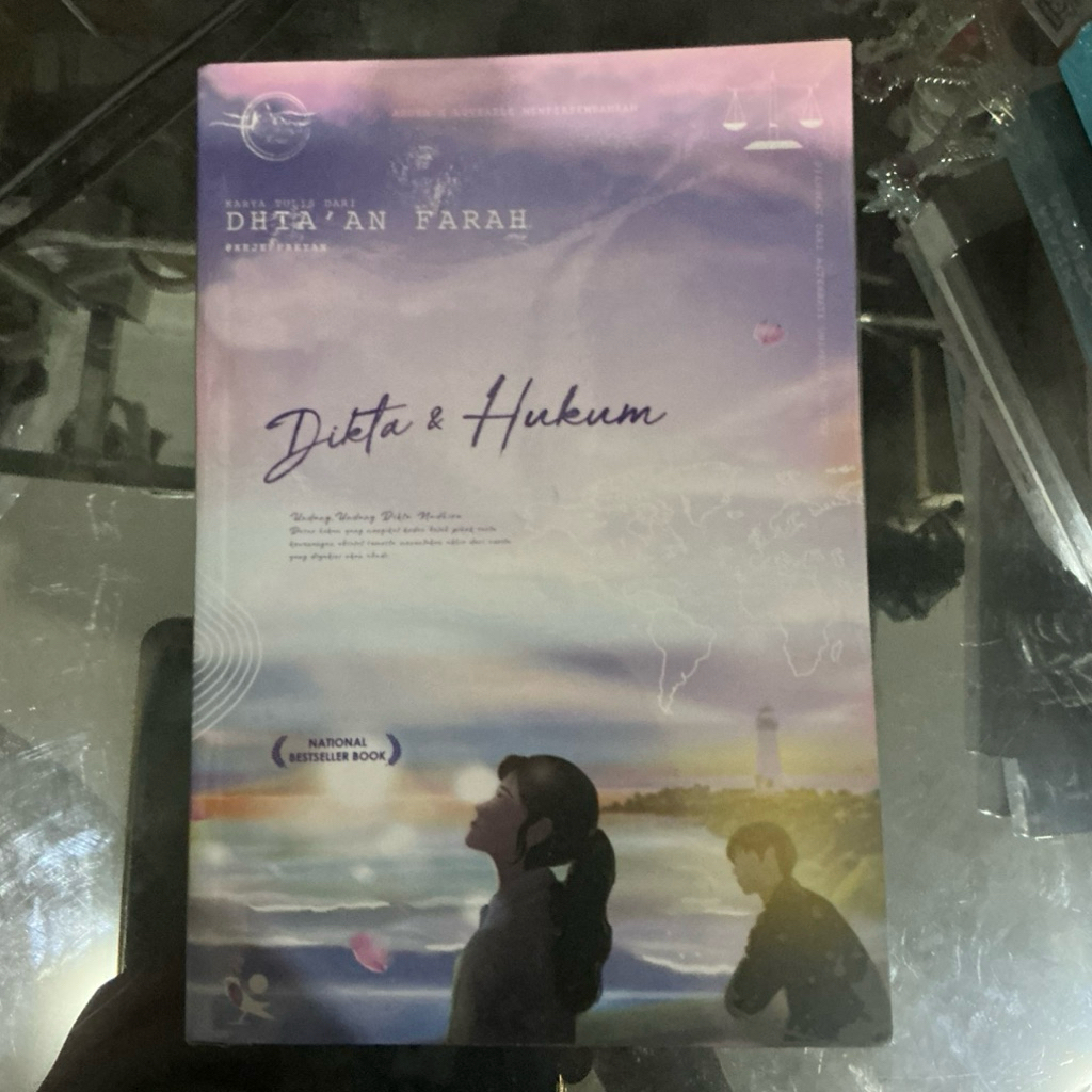 (preloved) novel dikta dan hukum