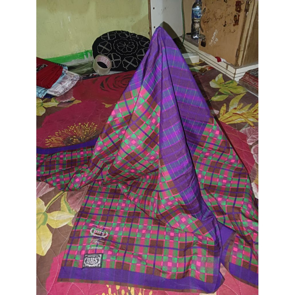 sarung bhs kkr like new