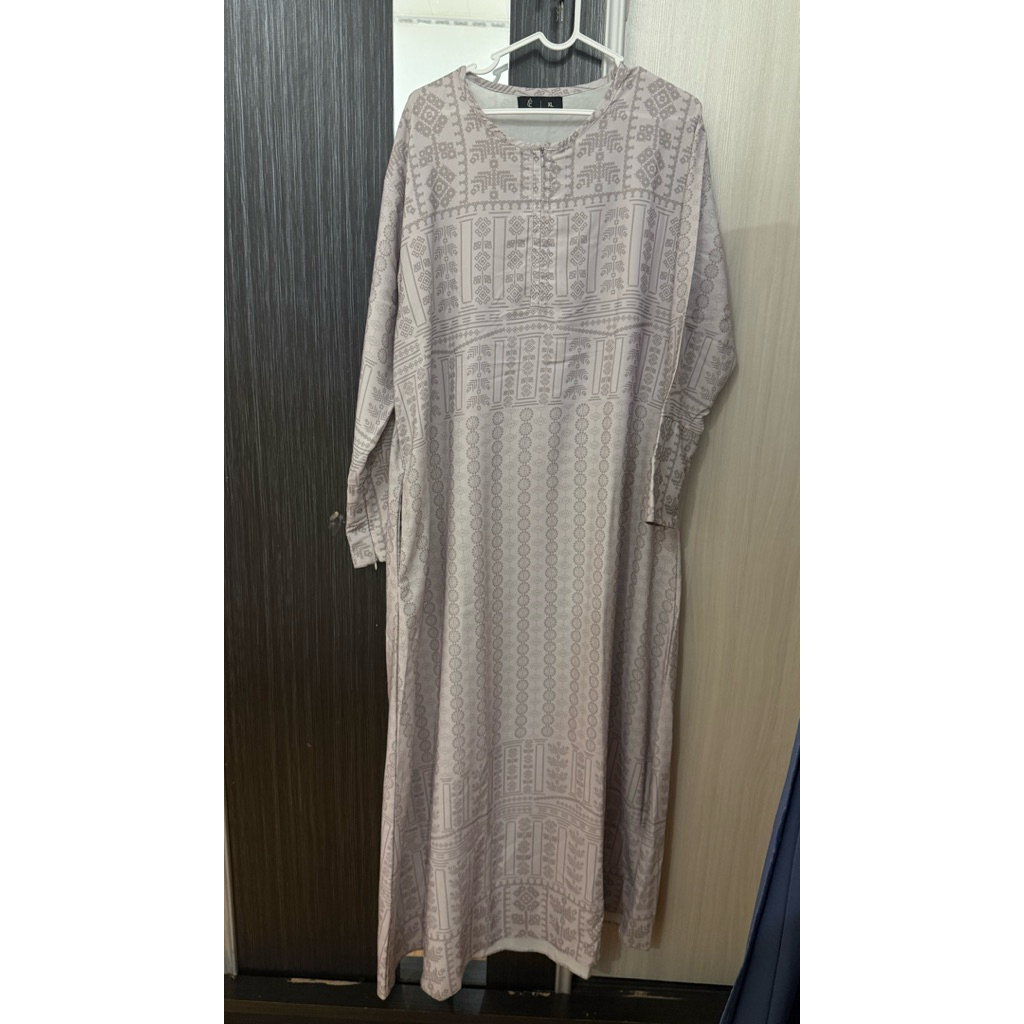 preloved gerai hawa  Gamis Udella motif edisi Jordan By Gerai Hawa