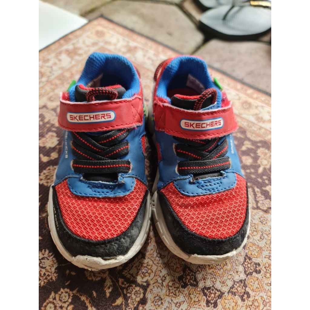 Skechers kids preloved