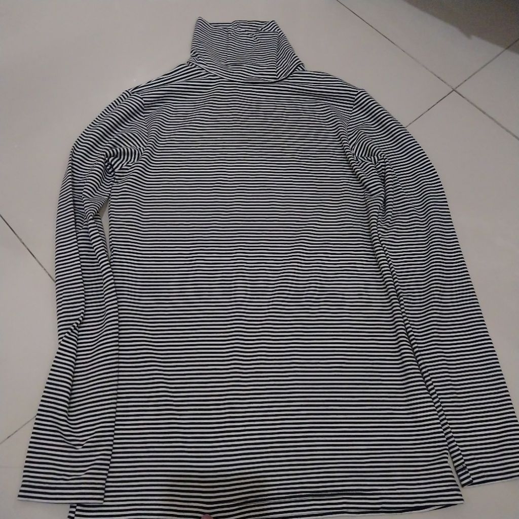 UNIQLO heattech preloved