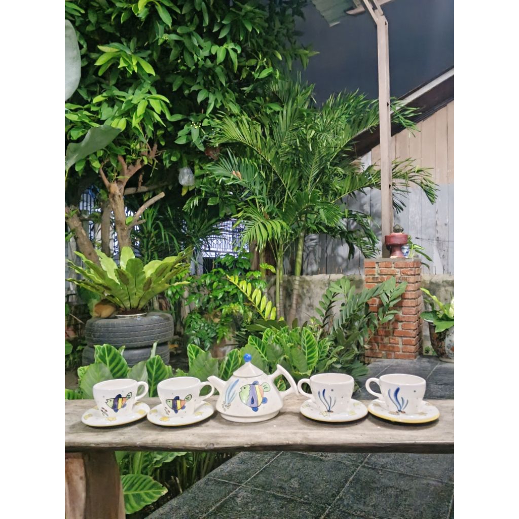 Set Teko Cangkir Keramik