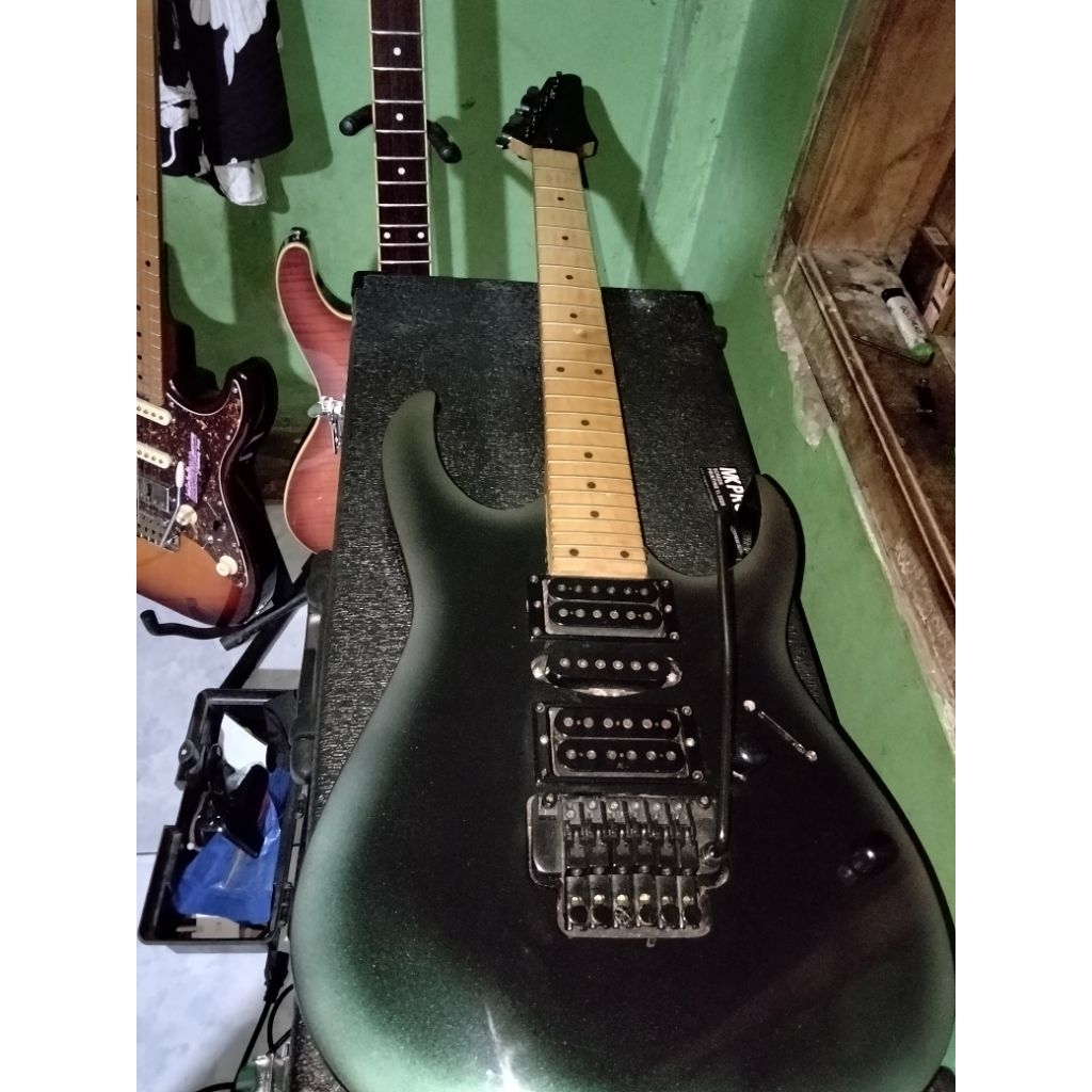 gitar Ibanez RG