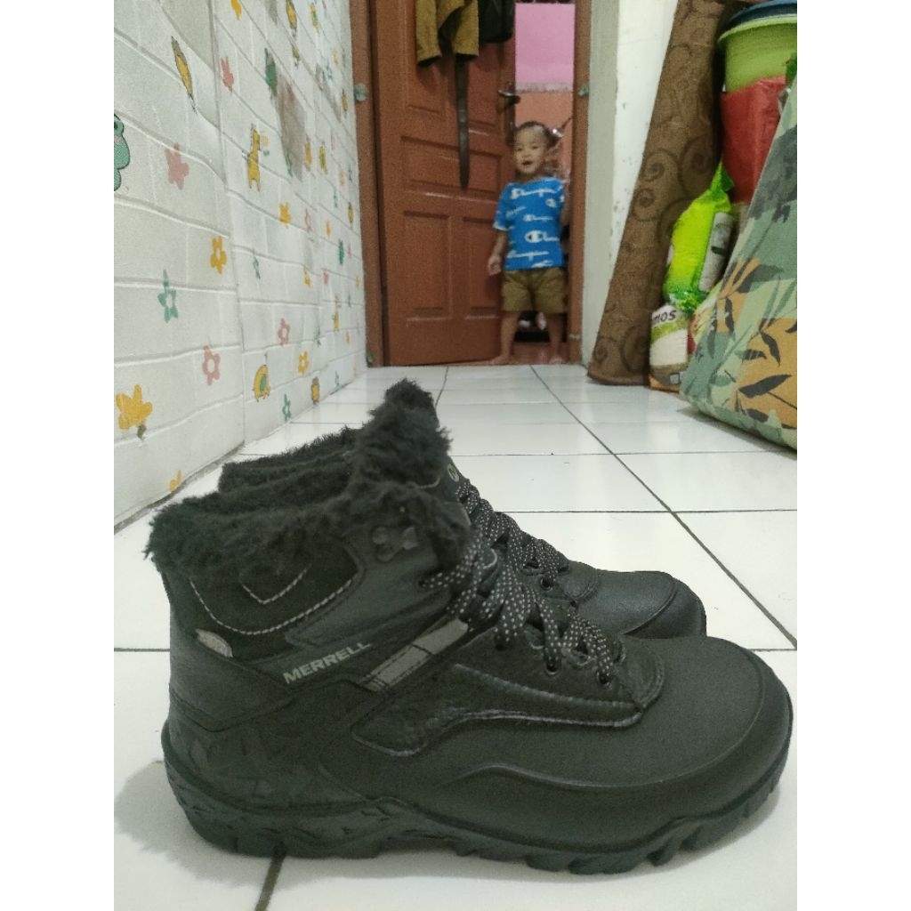 sepatu outdoor nepa