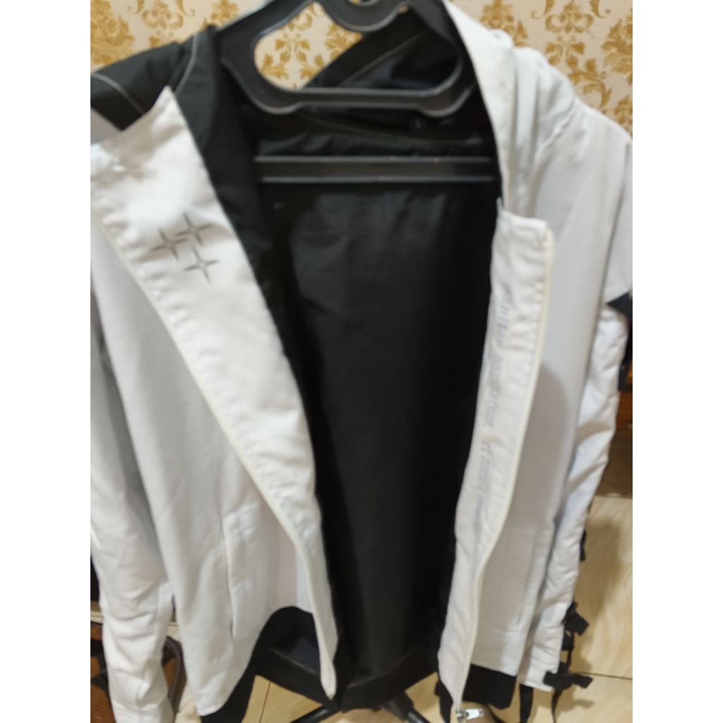 Jaket Hakari Atsuko - Blue Archive