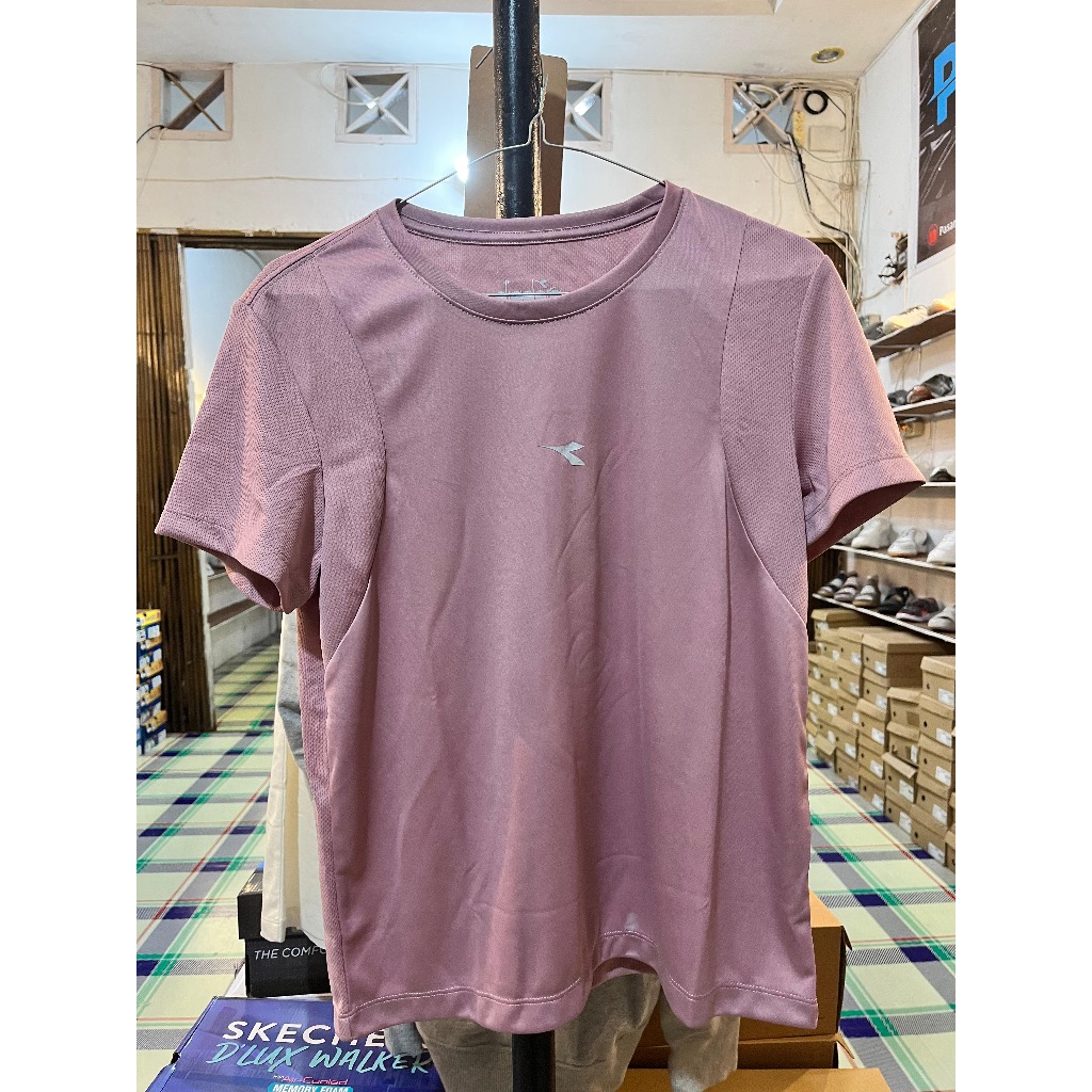 2 VARIASI MODEL BAJU DIADORA WOMEN DIADORA BAJU DF POLYESTER NAOMI WOMEN ORIGINAL COD DRY FIT POLYST