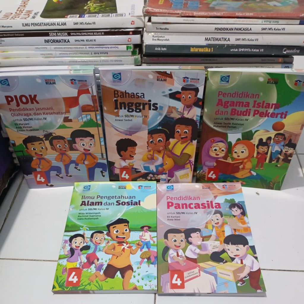 BUKU PAKET KELAS 4 SD GRAFINDO KURIKULUM MERDEKA//PJOK//BAHASA Inggris//PAI//IPAS//PANCASILA//matema