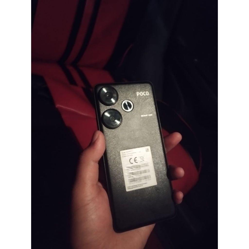 poco f6 ram 8/256 hp only