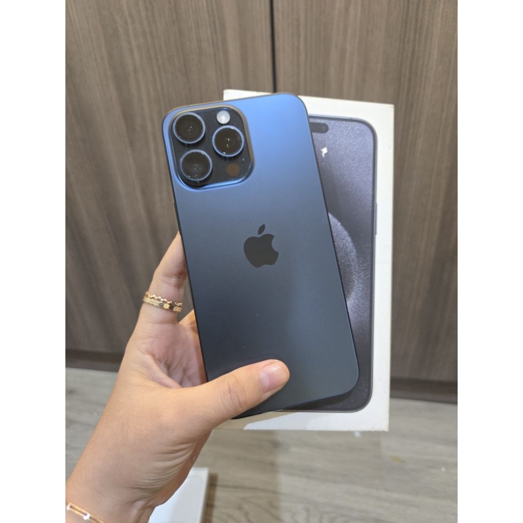 Iphone 15 Pro Max, 256 Gb, Ibox, bh 92%, garansi Ibox habis, seken, biru