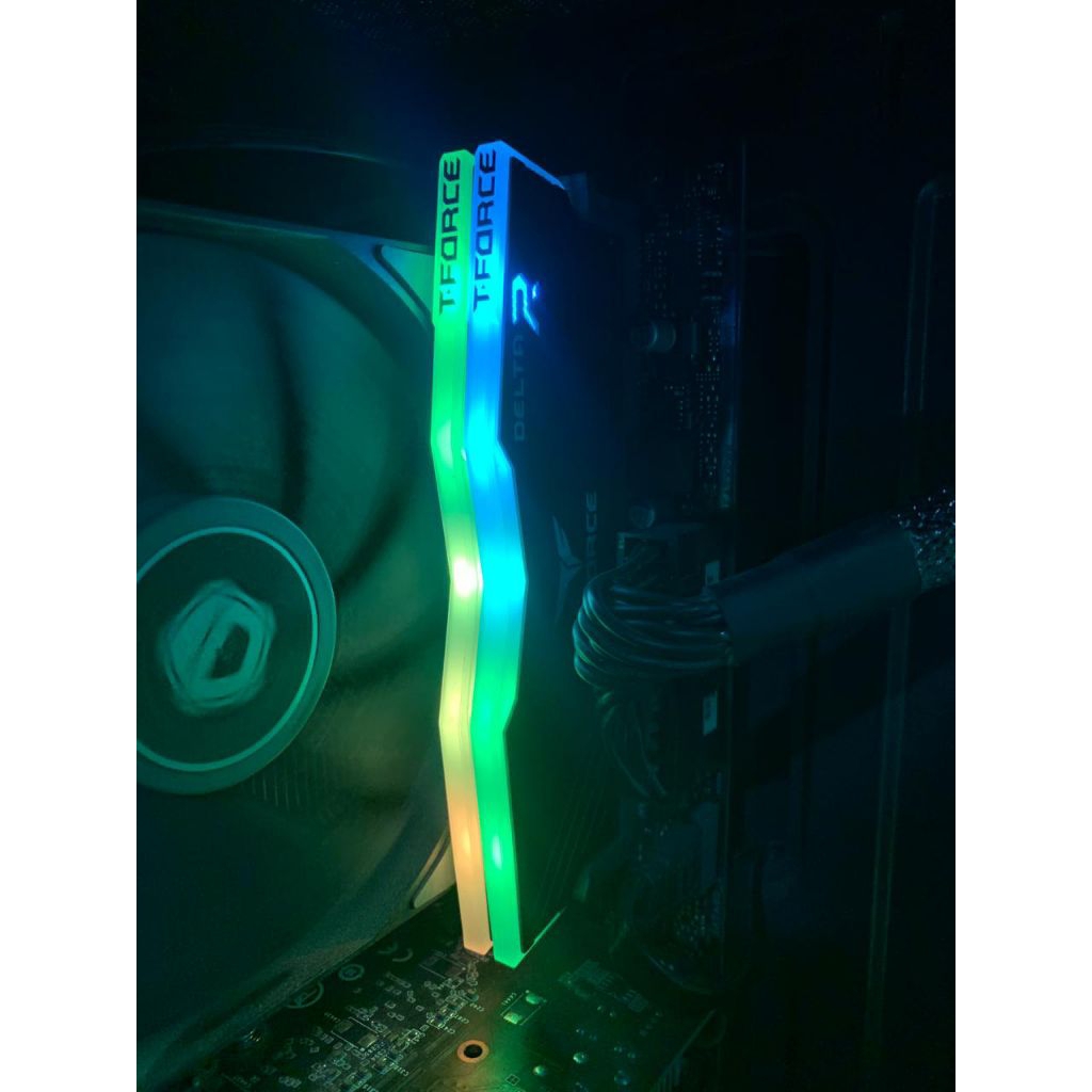 Ram T Force Delta  8x2 16gb 3000Mhz